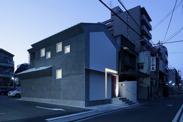 keyhole house_pict